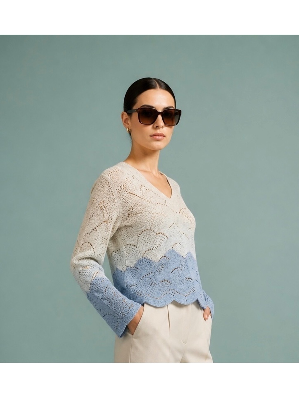 Ombré Blue and Cream Knit Sweater by Mi am Size Small